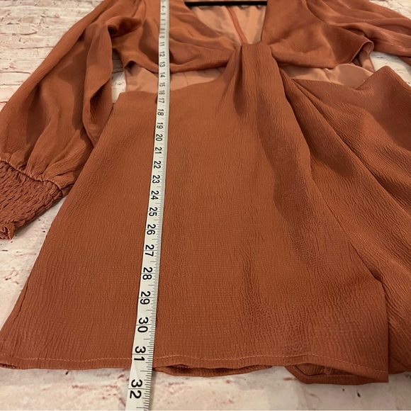 🌱Lelis Collection Copper Cutout Long Sleeve Romper Size L - Picture 7 of 7
